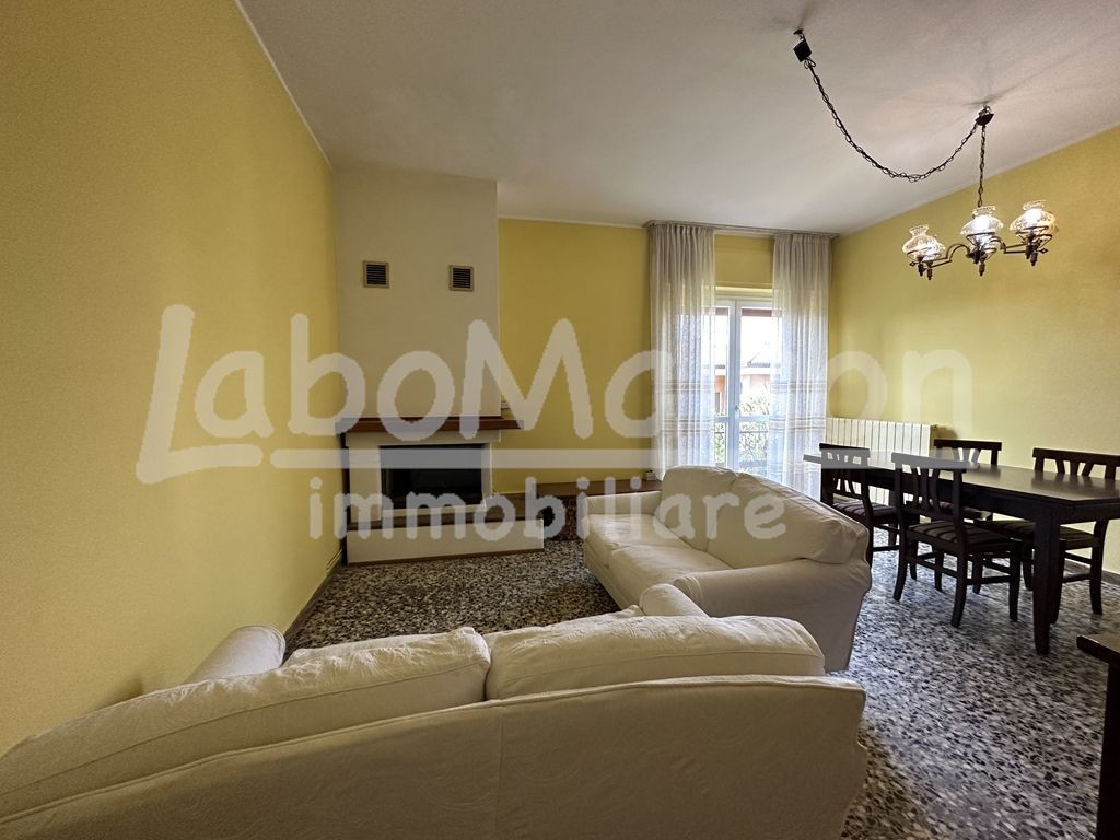 BESOZZO trilocale - contratto transitorio 12 mesi