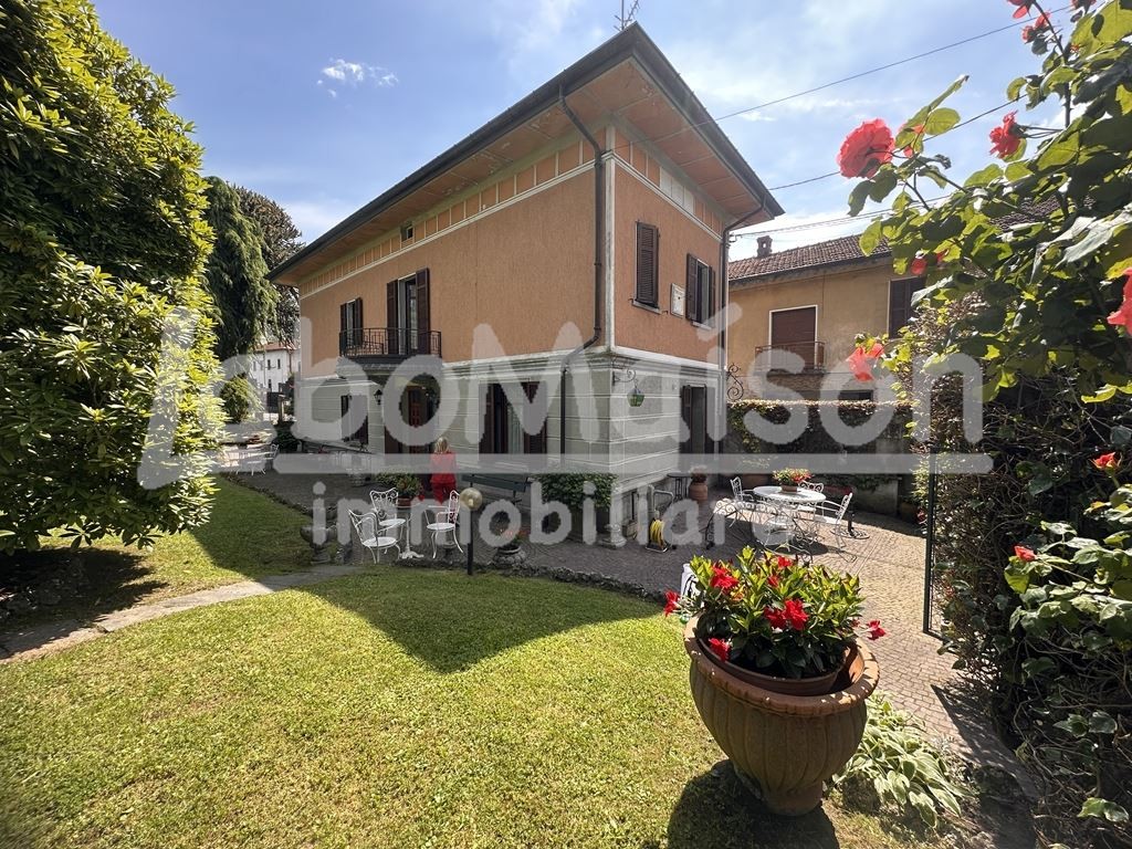 COCQUIO-TREVISAGO villa singola con ampio giardino